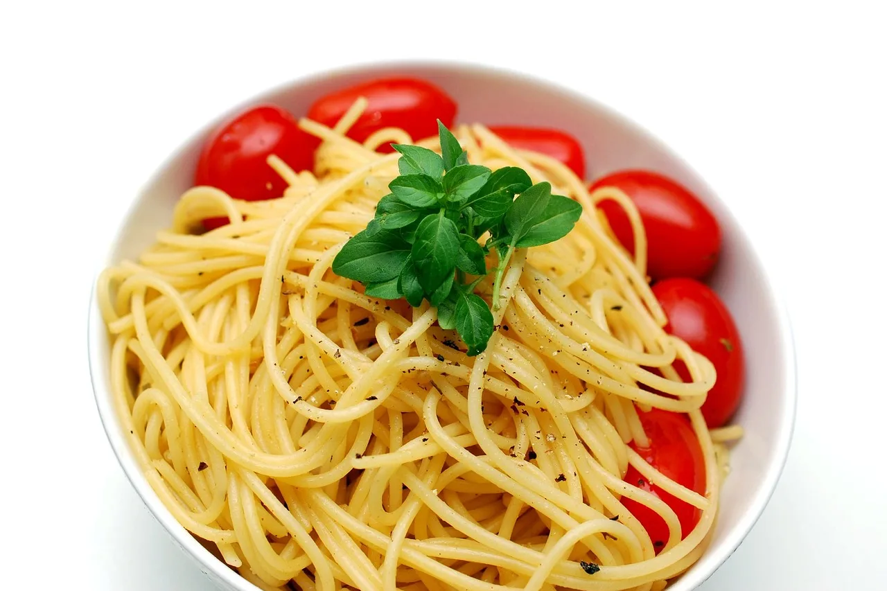Pasta natural cocida.