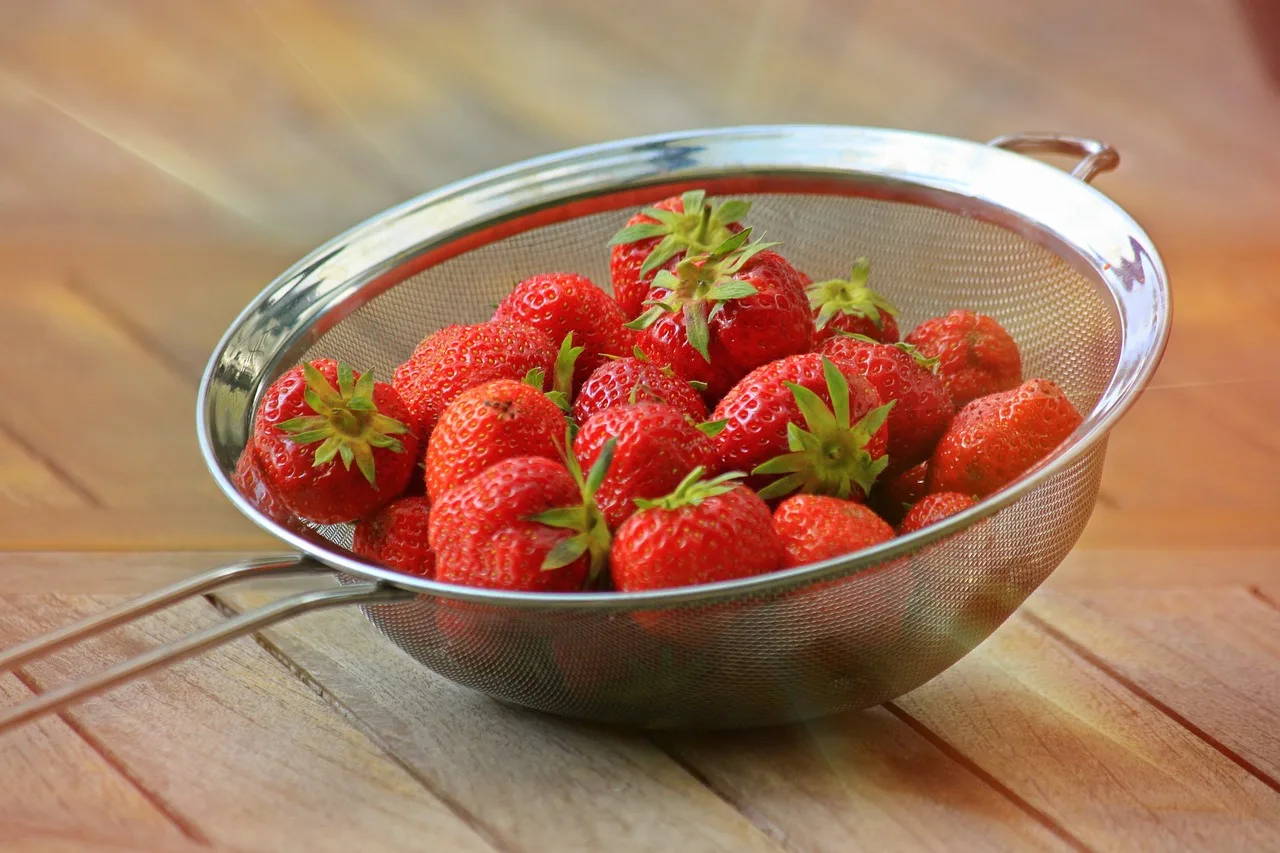 Fresh ripe strawberries.